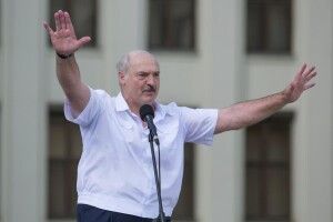 Лукашенко звинуватив протестувальників... в одержання сигналів із космосу