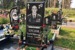 Журналісти ВВС знайшли могили російських окупантів, які загинули в Україні