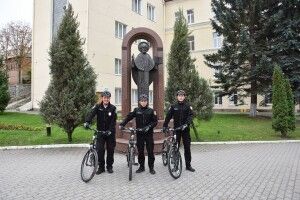 Луцькі муніципали похвалилися новим транспортом