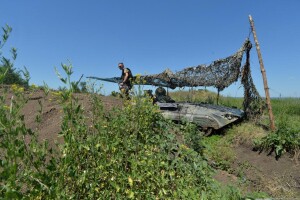 Бойовики на Донбасі застосували стрілецьку зброю, українські воїни не реагували