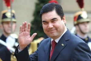 Другий Туркменбаші керуватиме ще 7 років. А потім ще. І ще. Скільки житиме!