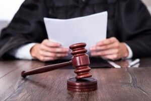 Є перші рішення суду щодо мобілізації засуджених