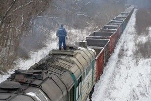 Під Києвом зійшов з рейок «товарняк» – суттєво затримуються вісім пасажирських поїздів
