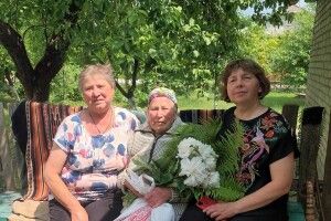 Присвятила життя дітям: волинянку привітали із поважним 91-річчям 