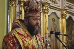 Владика Михаїл на Донбасі перейшов на російську  