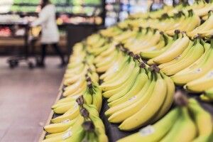 Слідом за цукром та прокладками у Росії виникне дефіцит бананів