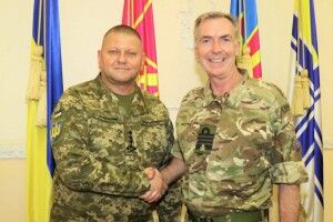 «Я захоплений мужністю ЗСУ» – начальник британської армії зустрівся із Залужним