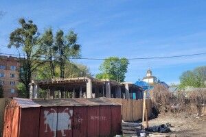 Суд наклав арешт на ділянки й будівництво біля Свято-Успенської церкви у Рівному