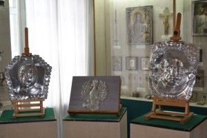 В Олиці серед сміття знайшли скарби