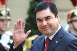Епоха гаранта Туркменістану повернула на третє коло