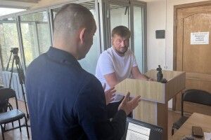 У Харкові експрацівник ТЦК, який побив вчителя, пропонує йому 15 тисяч гривень компенсації