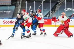 Фінляндія на друзки розтрощила Росію в матчі за третє місце на Молодіжному ЧС з хокею (Відео)