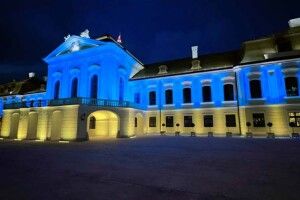 Наші сусіди-словаки оригінально підтримали Україну в боротьбі з Путіним