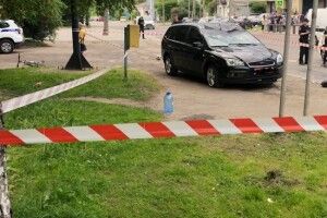 У Луцьку на пішохідному переході збили чоловіка і двох дітей