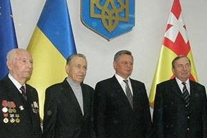 МИКОЛА РОМАНЮК:  «ПЕРЕДВИБОРЧІ БАТАЛІЇ СТИХНУТЬ,  А ДЕПУТАТИ МАЮТЬ ПРАЦЮВАТИ НА МІСТО»