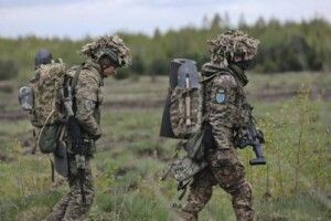 Кілька українських бійців взяли в полон 22 загарбників