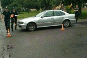 У Рівному «Волга» атакувала «BMW»