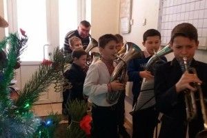 Малеча Заболоттівської ОТГ зробила мешканцям громади різдвяний подарунок 