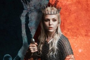 Модель, яка стала обличчям фестивалю «Княжий», сфотографувалась у 20-кілограмовій кольчузі