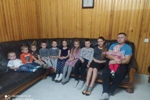 Волинянка, якій ставили безпліддя, співає колискову уже 11-ій дитинці
