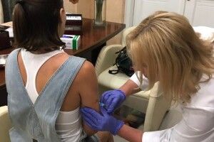 Луцькі депутати виділили 5 мільйонів на боротьбу з раком: кому передусім робитимуть вакцинацію