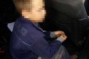 З Волині на Рівненщину: внук втікав від бабусі, що пиячить, 40 кілометрів (Фото)