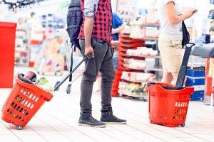 Продукти на полицях супермаркетів будуть — на Поліській митниці імпорт цьогоріч переважив експорт 
