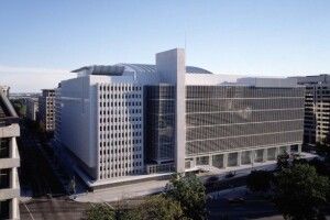 Світовий банк виділив Україні €300 мільйонів на відновлення економіки