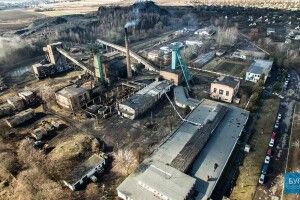 Рятують 6 екіпажів «швидких»: на волинській шахті обірвався ліфт з людьми