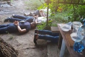 30 кримінальних авторитетів поліцейські поклали «мордою у землю»