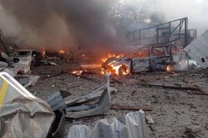 Ракетний удар по Рівному: пожежу ліквідовано (Фото)