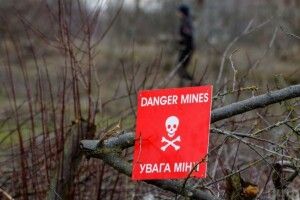Сумська область: троє людей загинули, підірвавшись на міні, ще один - від ракети рф