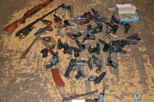 Волиняни протягом місяця добровільно здали до поліції 295 одиниць зброї