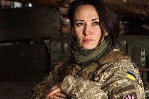 Обшуки у Звіробій: Зеленський діє так, як Янукович після «удару» яйцем