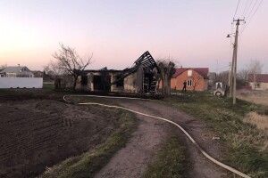 Учора на Рівненщині діти підпалили дві господарські споруди