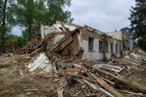 Знесли колишню памʼятку - деревʼяну віллу 1929 року