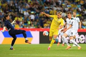 Мудрик запалює – і Україна перемагає німецьку «Боруссію» (Відео)