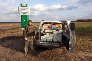 Смачні солодощі, пироги, вареники і вітамінні закрутки – бійцям на Схід (Фото)