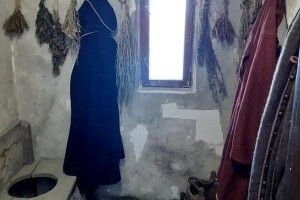У Хотинській фортеці зробили інсталяцію туалету, бо цікавилися туристи 