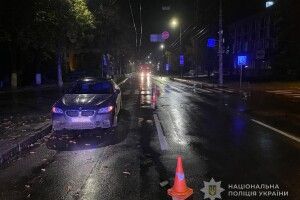 У Луцьку водій збив 20-річну дівчину на «зебрі»: потерпіла у лікарні