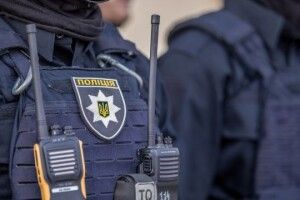 Чоловік викликав поліцію через відмову дружини займатися сексом