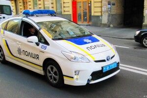 Поліцейські збили двох людей на пішохідному переході