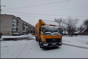 У Луцьку водій вантажівки створив на дорозі «сліпу зону»