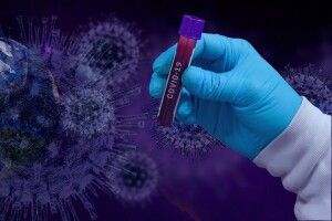 Підприємець робив тести на COVID-19 без води та світла по 1200 гривень: його затримали (Фото)