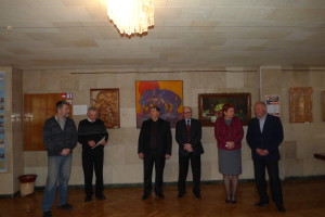 В галереї обласної ради – виставка картин художників Луцького ВПУ будівництва та архітектури 