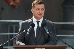 Стало відомо, що нардепи від «Слуги народу» подарували Зеленському на день народження