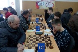 У Луцьку зробили хід конем до Дня Соборності України