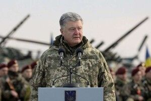 «Руки геть від П'ятого Президента!»: Учасники Революції Гідності, ветерани АТО/ООС та громадські активісти Буковини суворо попередили Зеленського