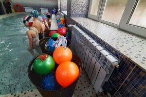 У Нововолинську відкрили новий басейн (фото)
