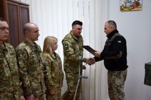 Волинських прикордонників, які побували у ворожому полоні, привітали з різдвяно-новорічними святами
